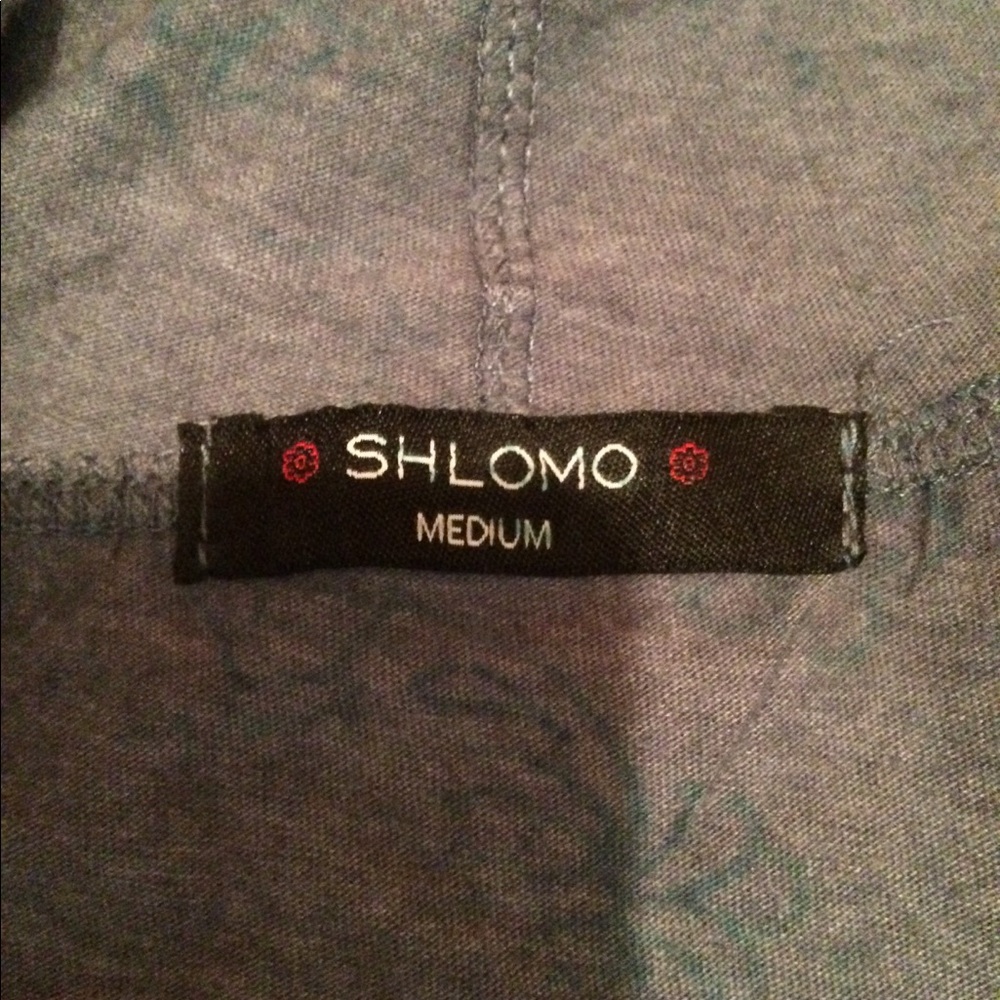 Shirt - Picture 3 of 4
